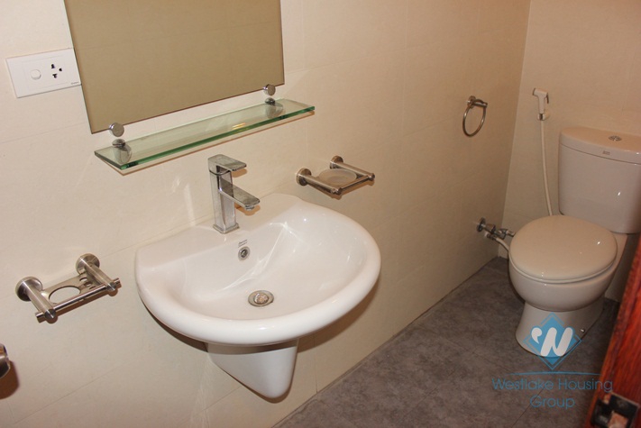 Luxury apartment for rent with 2 bedrooms in Au co st, Tay Ho, Ha Noi